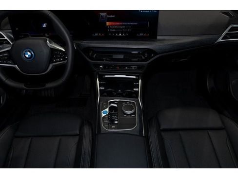 Used 2025 BMW i4 xDrive40i w/ Premium Package image 78