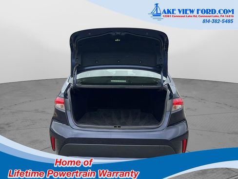 Used 2021 Toyota Corolla LE w/ Carpet Mat Package (TMS) FWD image 11
