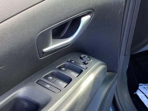 Used 2023 Hyundai Tucson SEL FWD image 11