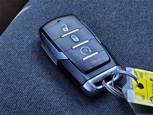 Used 2023 RAM 1500 Big Horn image 30