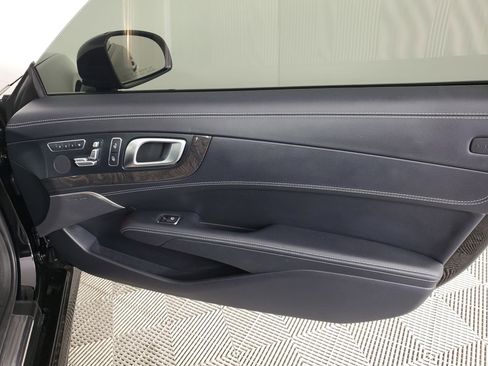 Used 2014 Mercedes-Benz SL 550 image 31