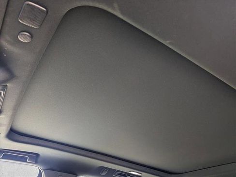 Used 2024 GMC Yukon XL Denali Ultimate image 16