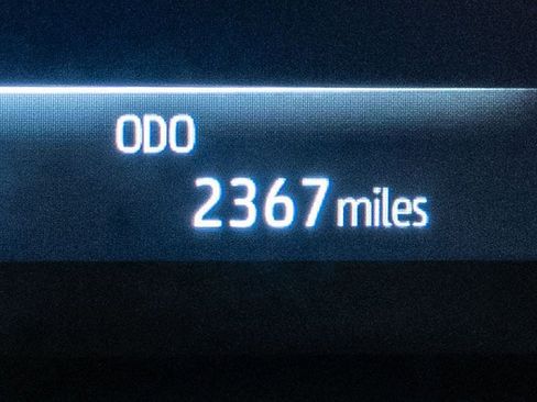 Certified 2025 Toyota Highlander XLE image 27