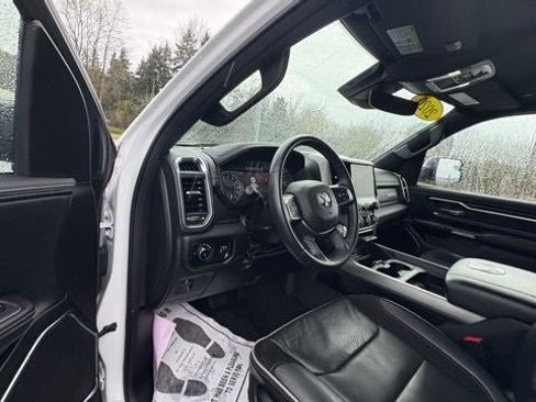 Used 2024 RAM 1500 Laramie image 13