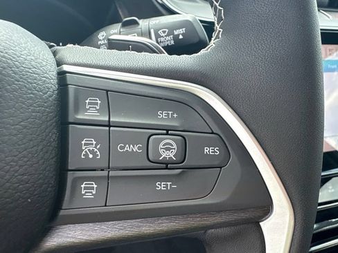 New 2026 Jeep Grand Cherokee L Limited AWD/4WD image 18