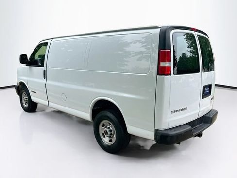 Used 2005 GMC Savana 2500 RWD image 7