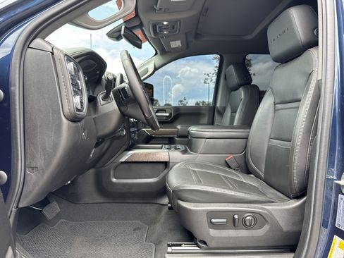 Used 2022 GMC Sierra 2500 Denali AWD/4WD image 16