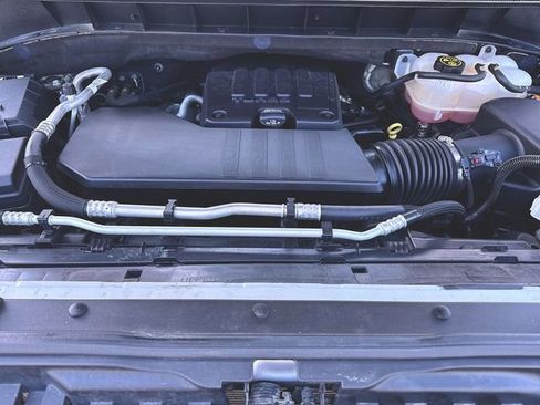 Used 2022 Chevrolet Silverado 1500 LT image 29