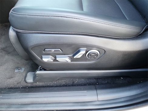 New 2026 Hyundai Ioniq 9 Limited image 18