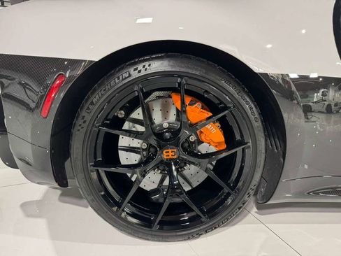 Used 2022 Bugatti Chiron Pur Sport image 41