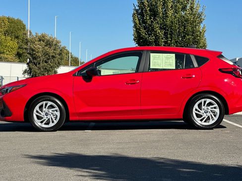 Used 2025 Subaru Impreza 2.0i AWD/4WD image 7
