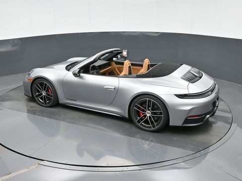 New 2026 Porsche 911 Carrera 4 GTS image 27