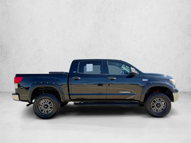 Used 2012 Toyota Tundra 4x4 CrewMax w/ SR5 Pkg image 4