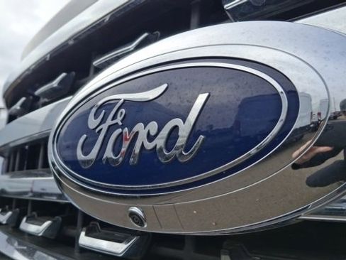 Used 2024 Ford F350 Lariat w/ Camper Package image 10