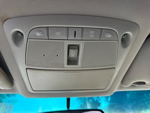 Used 2013 Nissan Altima 3.5 SV FWD image 25