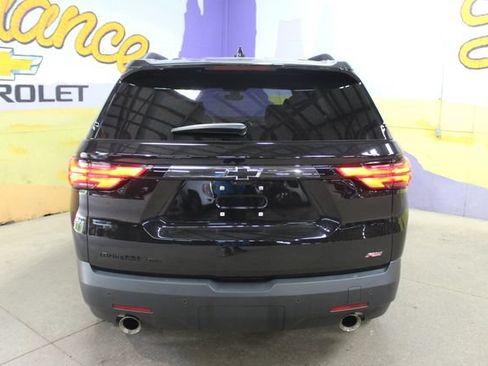 Used 2022 Chevrolet Traverse RS w/ LPO, Floor Liner Package AWD/4WD image 7