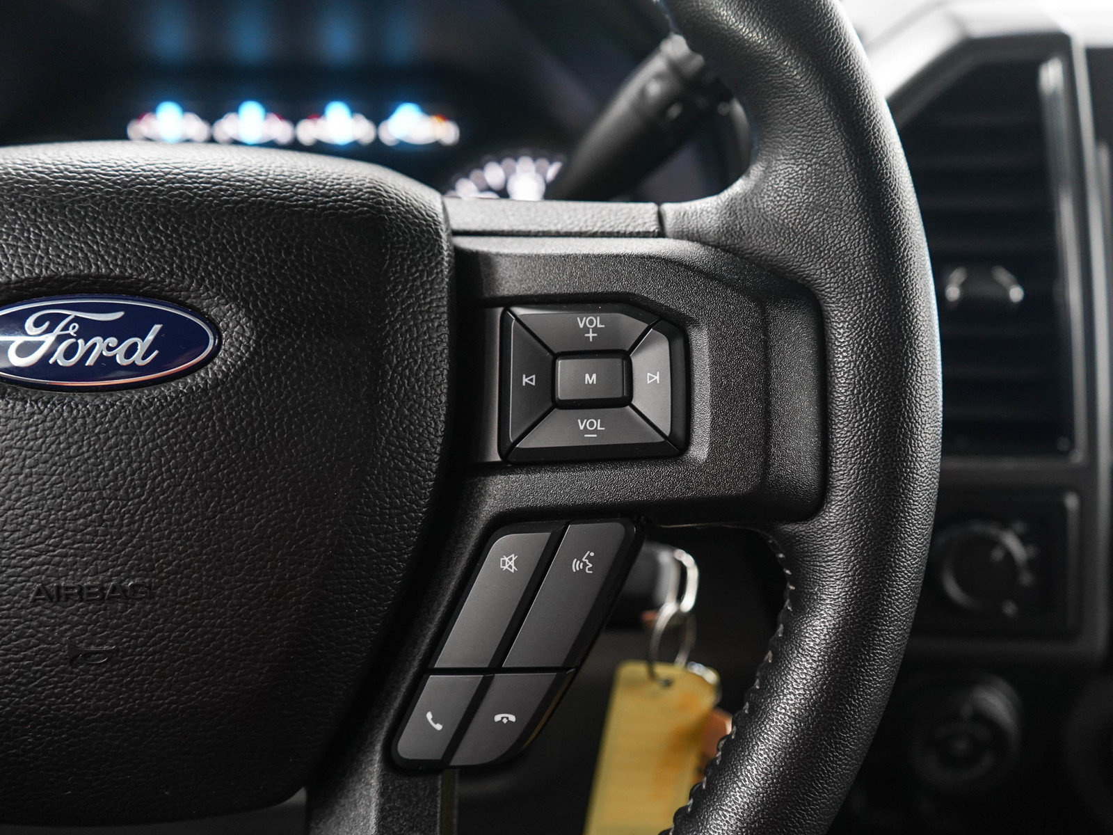 Used 2018 Ford F150 XLT w/ Equipment Group 302A Luxury AWD/4WD image 26