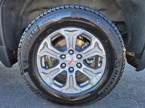 Used 2025 GMC Sierra 1500 SLT AWD/4WD image 34