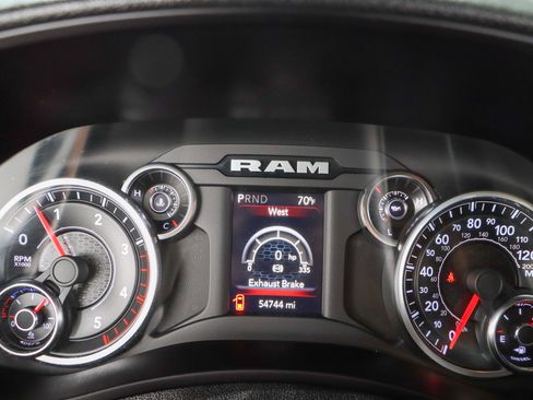 Used 2022 RAM 2500 Big Horn AWD/4WD image 16
