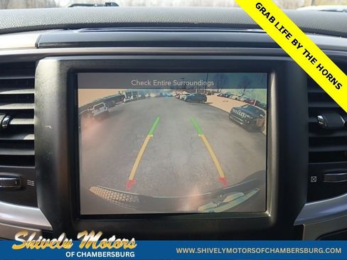 Used 2020 RAM 1500 Classic SLT image 16