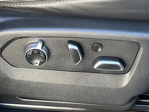 Used 2024 GMC Sierra 2500 Denali Ultimate image 19