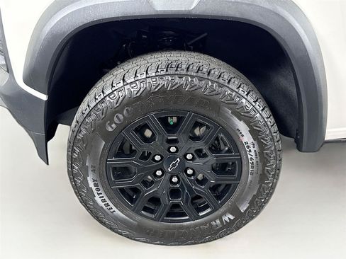 Used 2026 Chevrolet Colorado Trail Boss AWD/4WD image 43