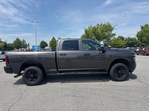 Used 2025 RAM 3500 Tradesman AWD/4WD image 4