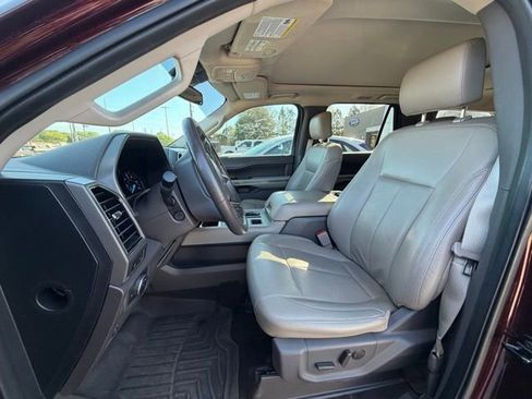 Used 2020 Ford Expedition XLT w/ Equipment Group 202A image 8