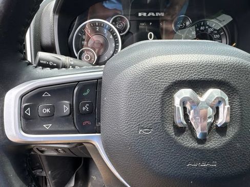 Used 2022 RAM 1500 Big Horn AWD/4WD image 37