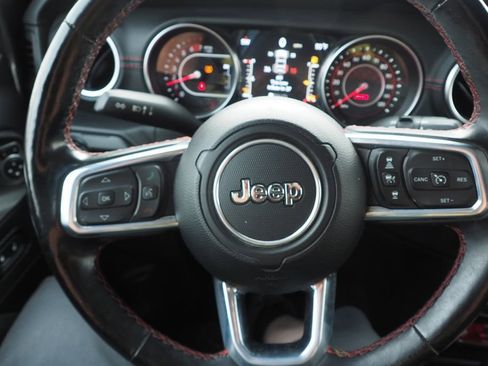 Used 2020 Jeep Wrangler Unlimited Rubicon w/ Quick Order Package 28Y Recon AWD/4WD image 27