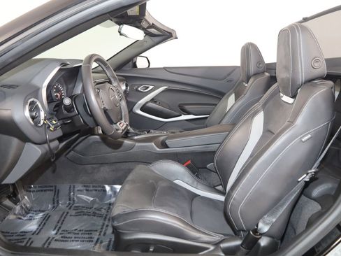 Used 2023 Chevrolet Camaro SS RWD image 11