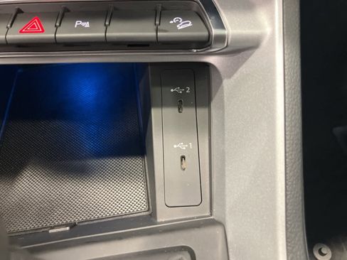 Used 2022 Audi Q3 2.0T Premium Plus image 22