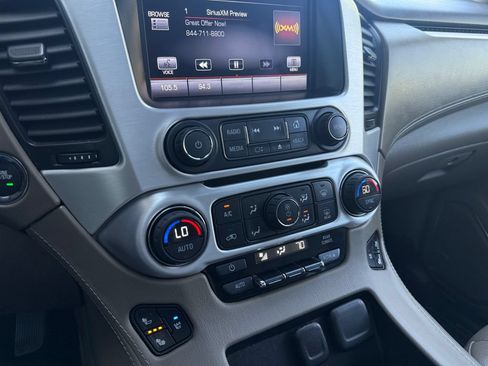 Used 2015 GMC Yukon XL SLT w/ Open Road Package AWD/4WD image 28