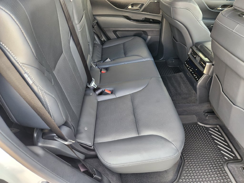 Certified 2026 Lexus LX 700h Luxury w/ Appearance Package AWD/4WD image 32