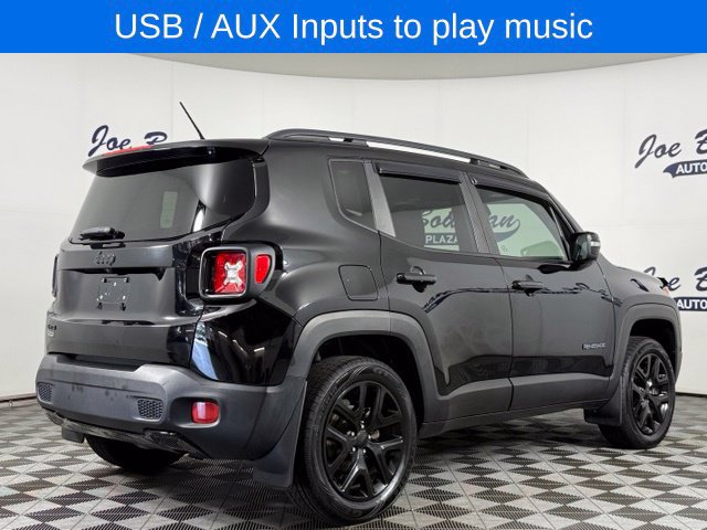 Used 2017 Jeep Renegade Altitude AWD/4WD image 7