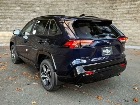 New 2025 Toyota RAV4 SE w/ Weather & Moonroof Package image 5