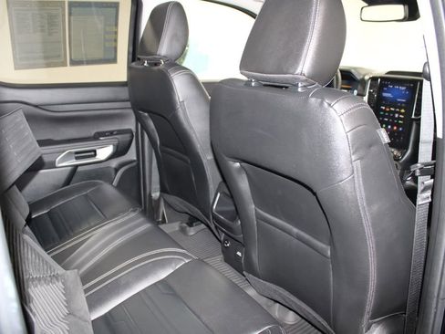 Used 2024 Ford Ranger Lariat w/ FX4 Off-Road Package image 34