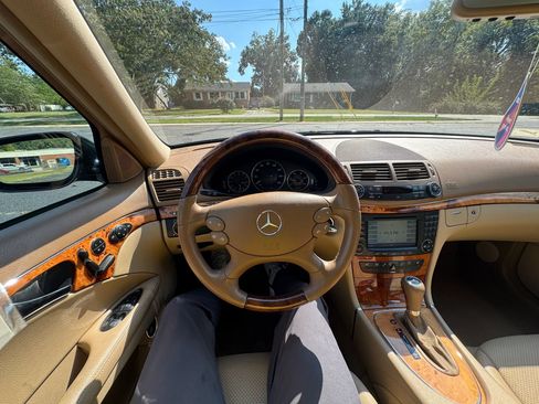 Used 2007 Mercedes-Benz E 320 BlueTEC Sedan image 23