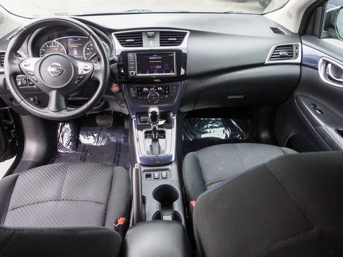 Used 2019 Nissan Sentra SR image 25