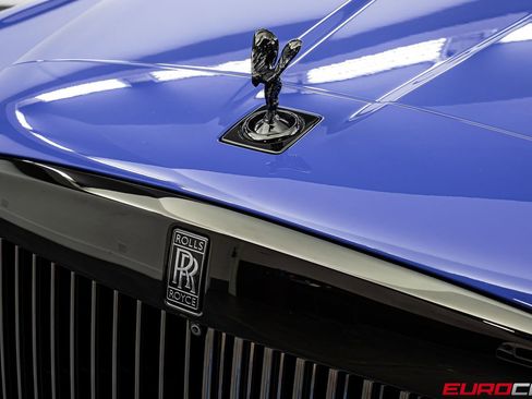 Used 2021 Rolls-Royce Cullinan Black Badge AWD/4WD image 11