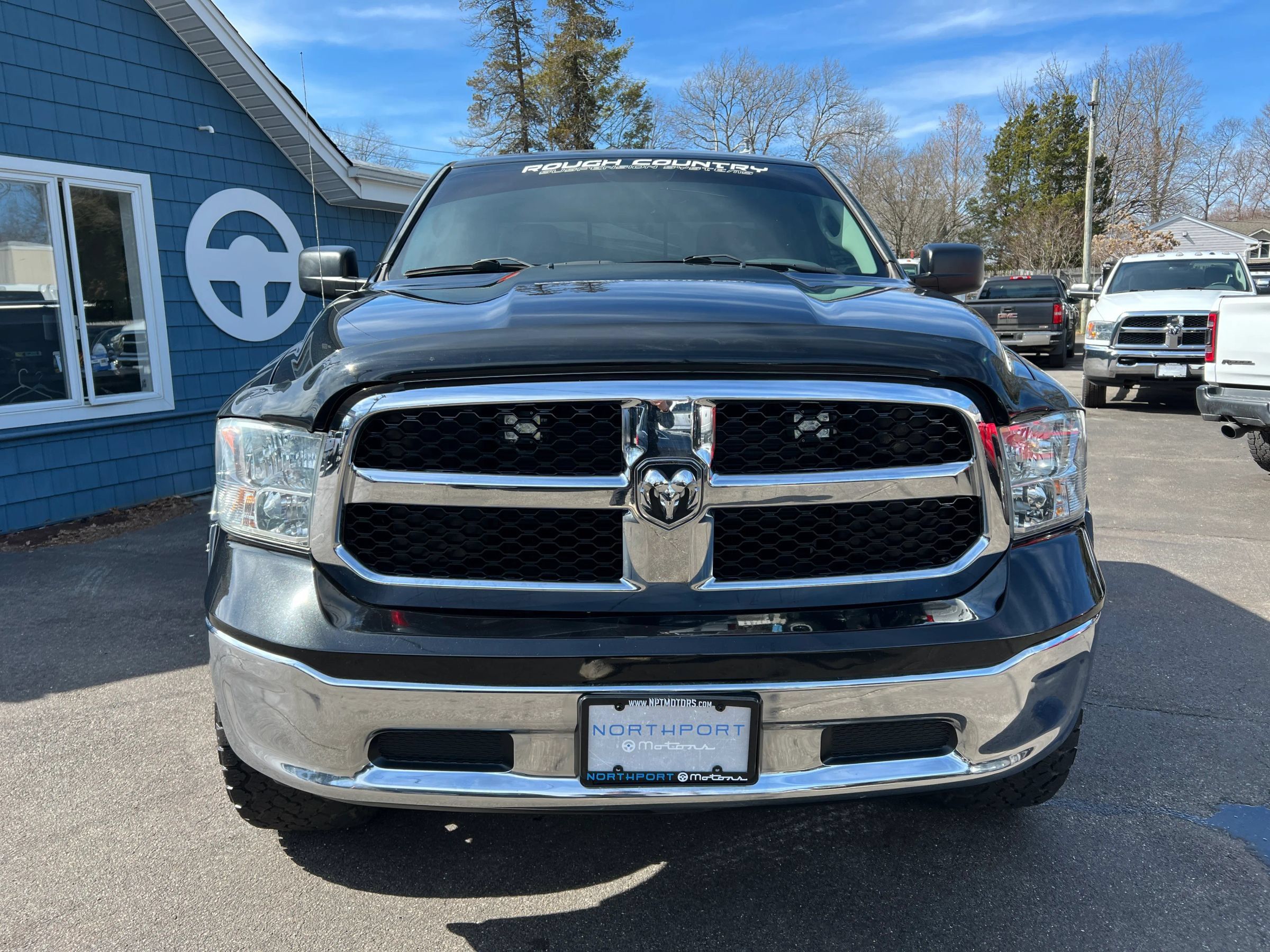 Used 2017 RAM 1500 Classic SLT AWD/4WD image 9