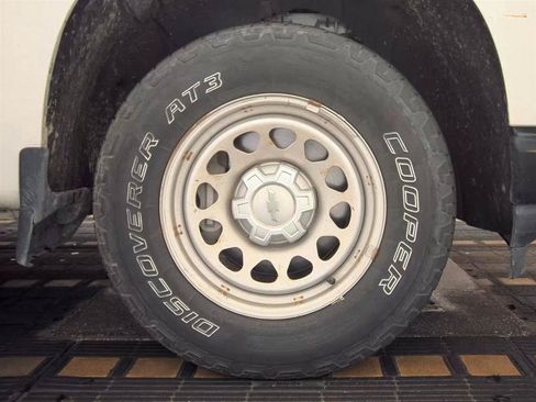 Used 2019 Chevrolet Silverado 1500 W/T RWD image 10