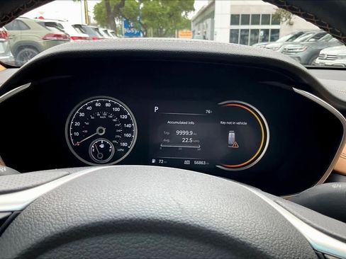 Used 2022 Genesis G70 2.0T w/ Prestige Package image 25