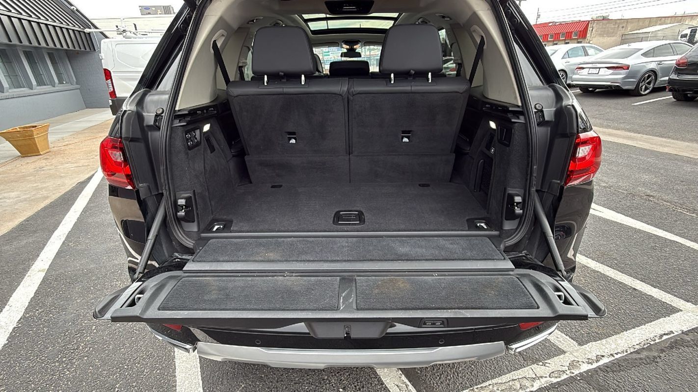 Used 2019 BMW X7 xDrive40i w/ Premium Package AWD/4WD image 14