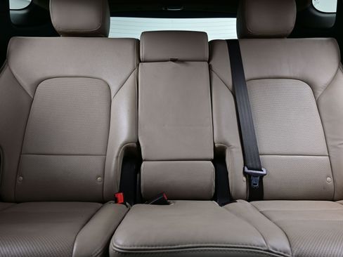 Used 2018 Hyundai Santa Fe Sport image 15