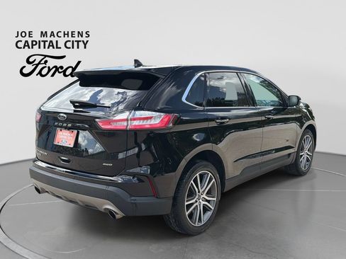 Used 2022 Ford Edge Titanium AWD/4WD image 5