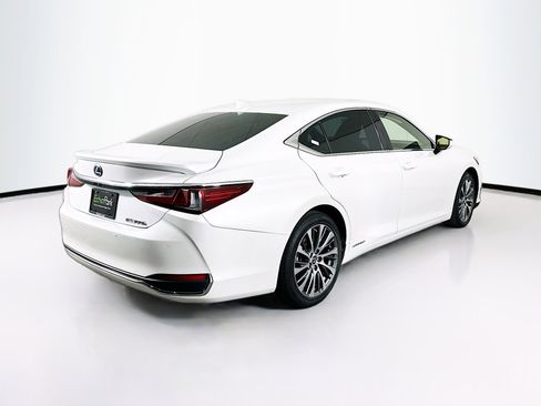 Used 2019 Lexus ES 300h w/ Premium Package FWD image 9