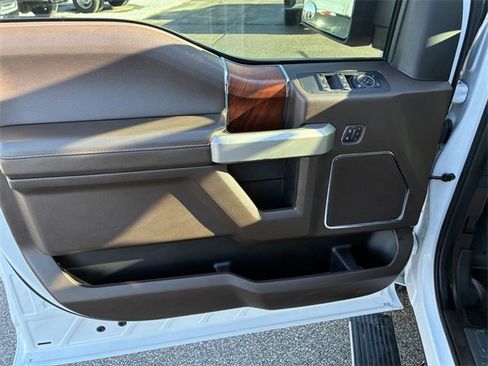 Used 2020 Ford F150 King Ranch image 21