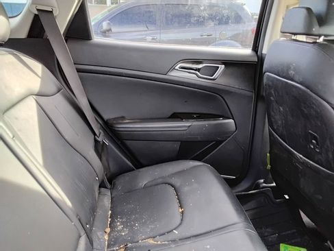 Used 2023 Kia Sportage EX w/ EX Premium Package AWD/4WD image 10