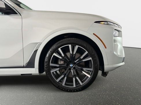 Used 2024 BMW X7 xDrive40i w/ Premium Package AWD/4WD image 20